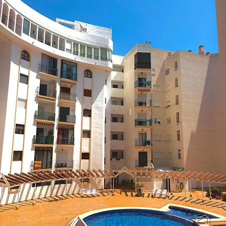 Appartement Renovated Apt, 1 Min, Wifi, Ac *